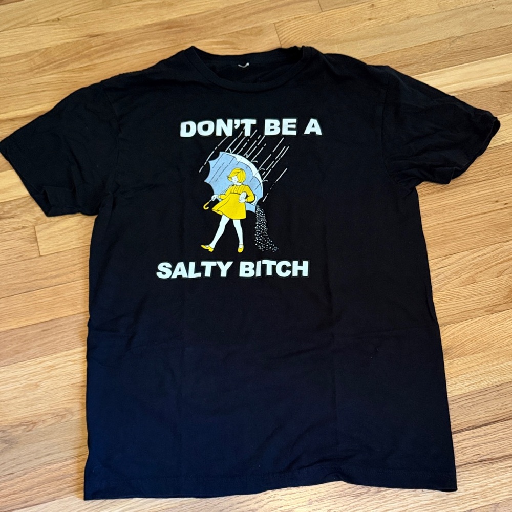 Black Graphic Tee - Short Sleeve